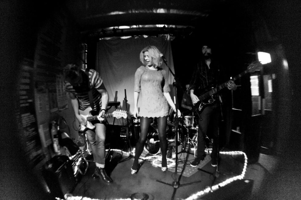 Avakhan live at Powers Bar in London